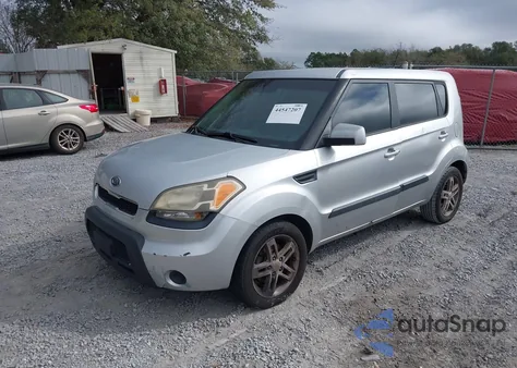 2011 Kia Soul + from USA, damaged, VIN KNDJT2A26B7707637